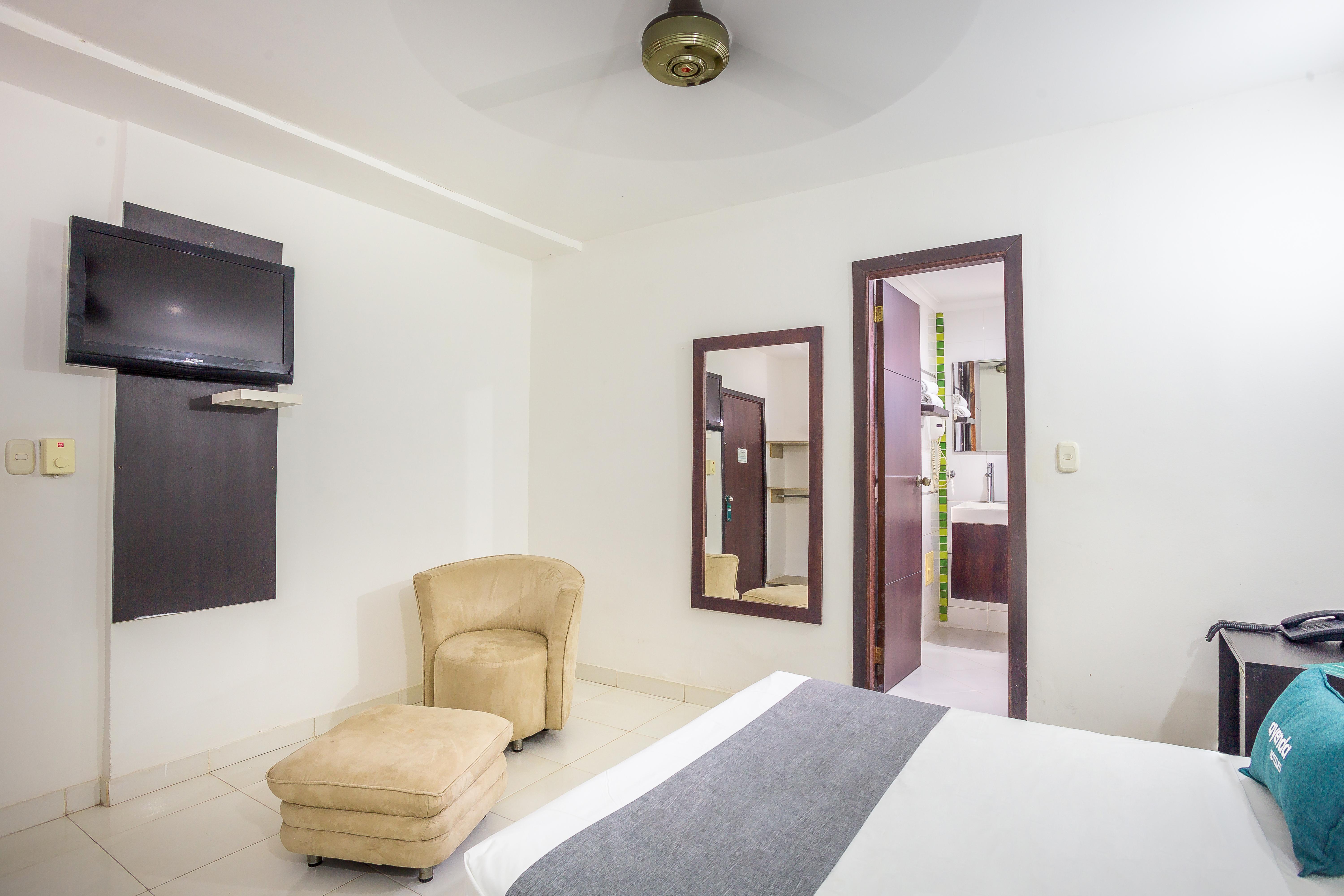 Ayenda Casa Real Hotel มอนเตริอา ภายนอก รูปภาพ