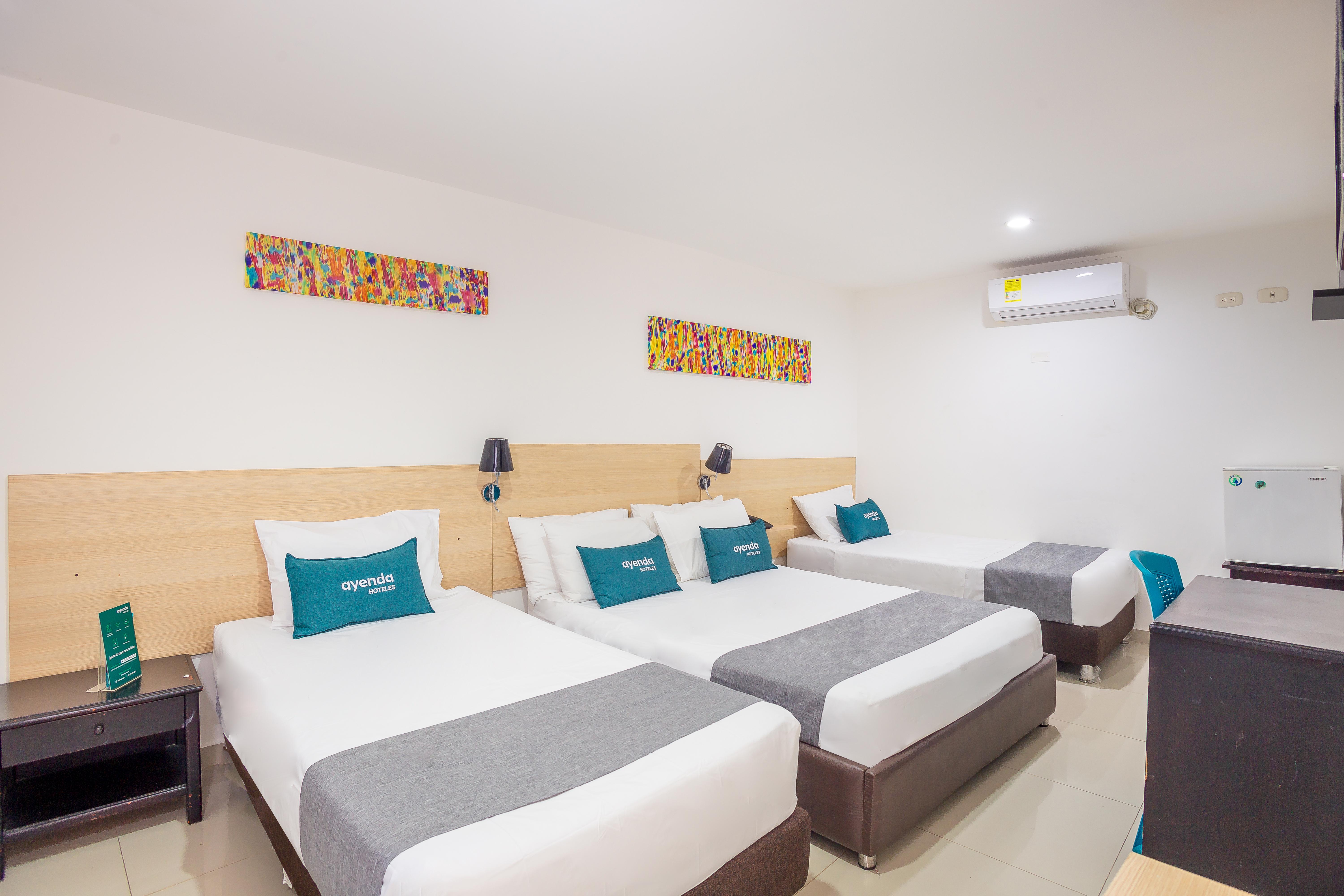 Ayenda Casa Real Hotel มอนเตริอา ภายนอก รูปภาพ